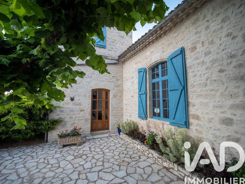 Maison - 364 m² - 14 pièces