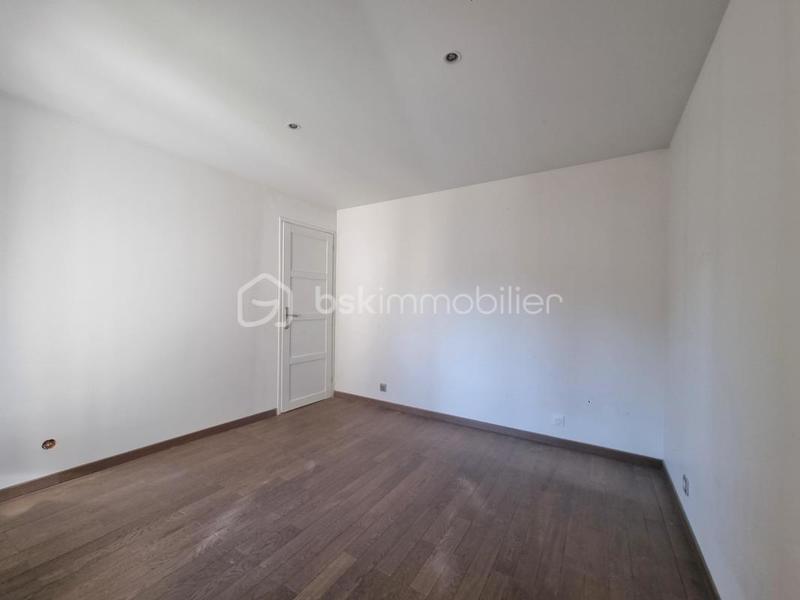 Maison en pierre - 164 m² - 8 pièces