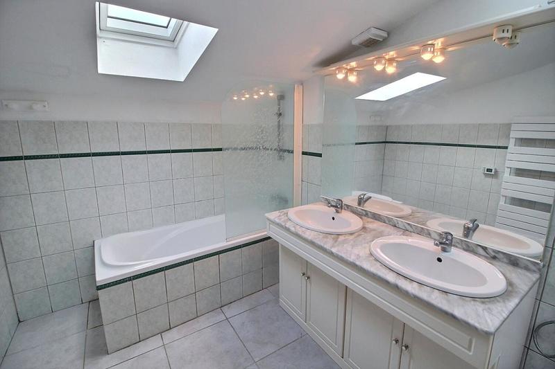 Maison - 85 m² - 5 pièces