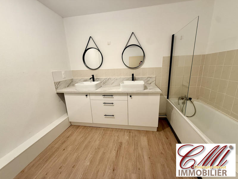 Appartement - 123 m² - 5 pièces