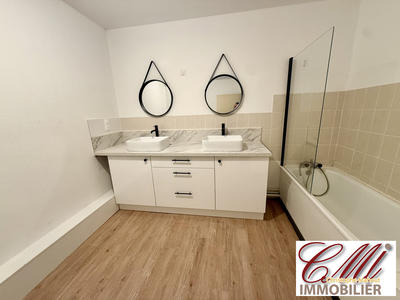 Appartement - 123 m² - 5 pièces