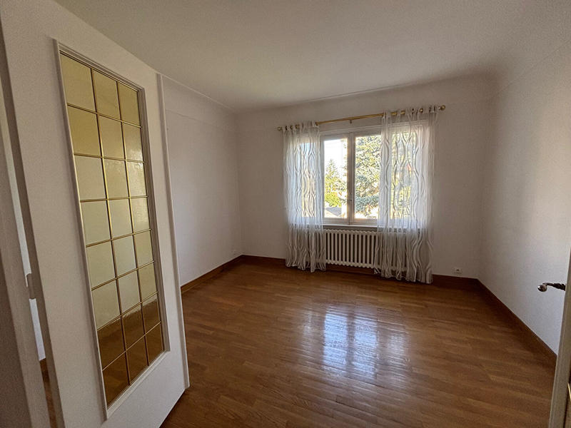 Maison - 197 m² - 8 pièces