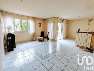 Appartement - 85 m² - 5 pièces