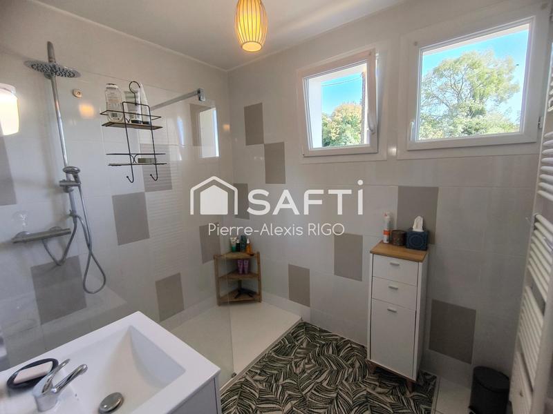 Maison - 200 m² - 9 pièces