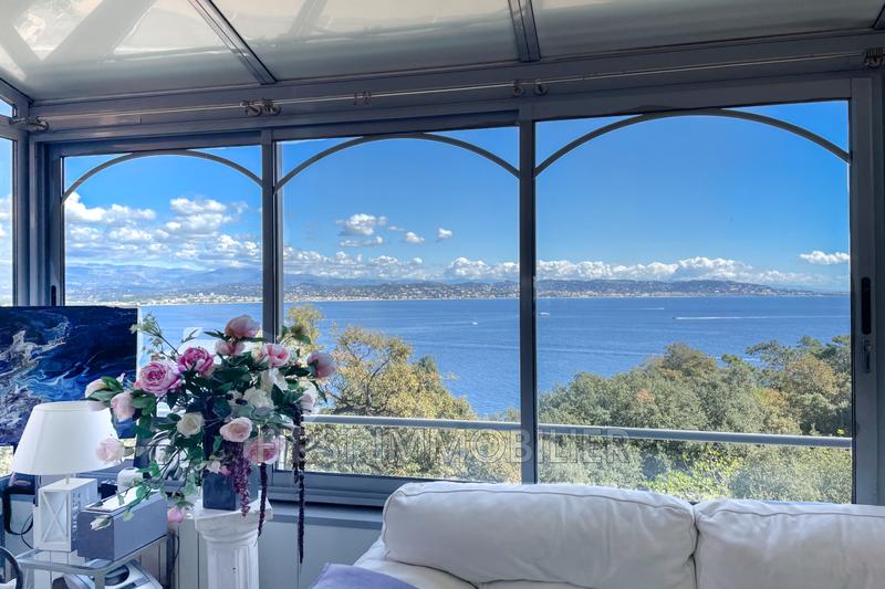 Maison - 180 m² - 6 pièces