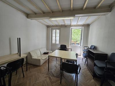 Immeuble - 240 m² - 11 pièces