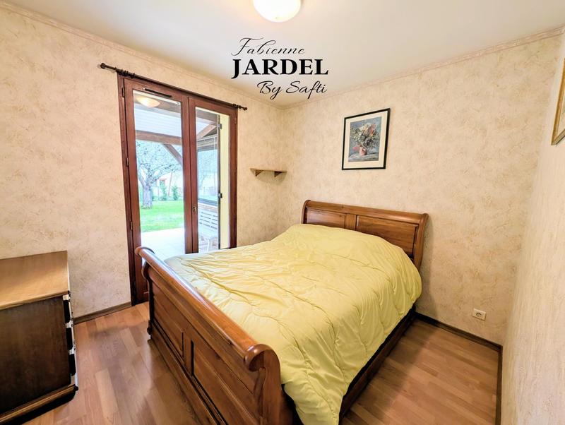 Maison - 143 m² - 7 pièces