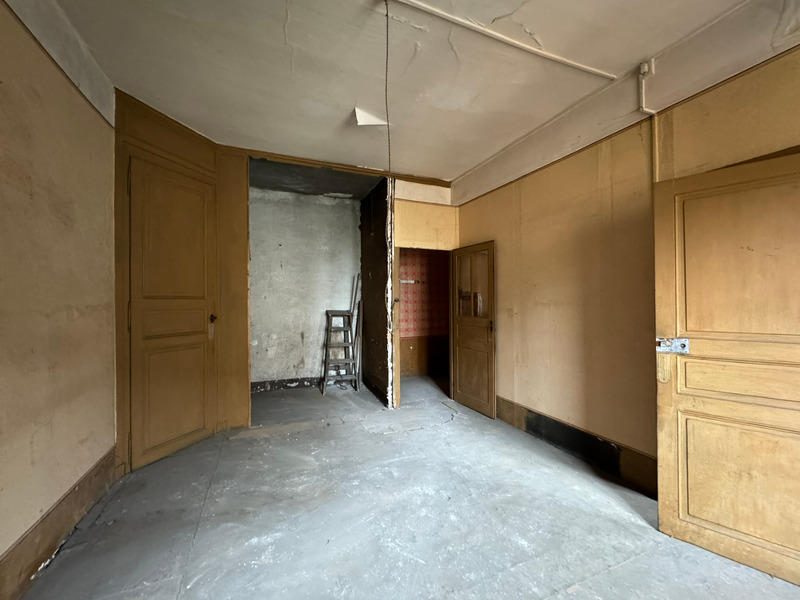 Maison - 180 m² - 6 pièces