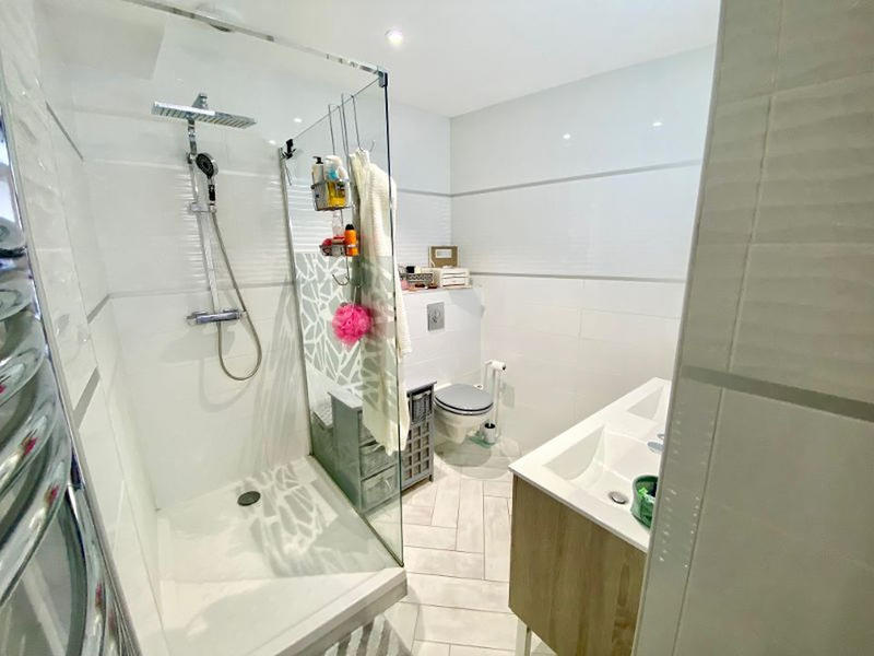 Maison de ville - 105 m² - 5 pièces