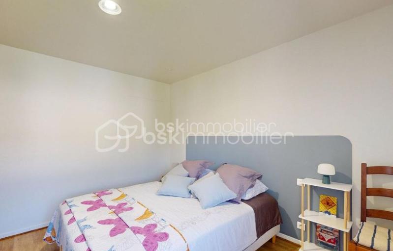 Demeure - 180 m² - 5 pièces