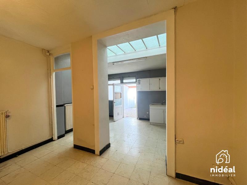 Maison - 90 m² - 5 pièces