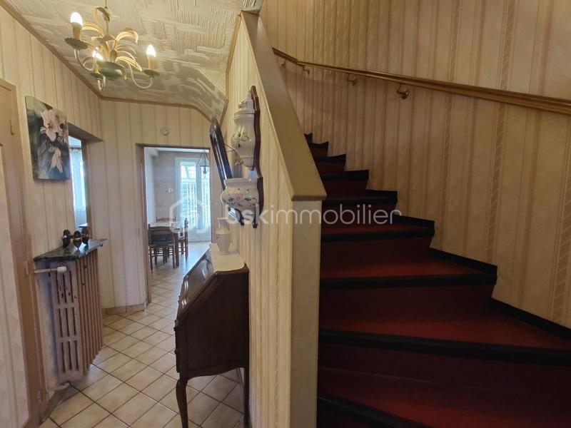 Maison - 89 m² - 5 pièces