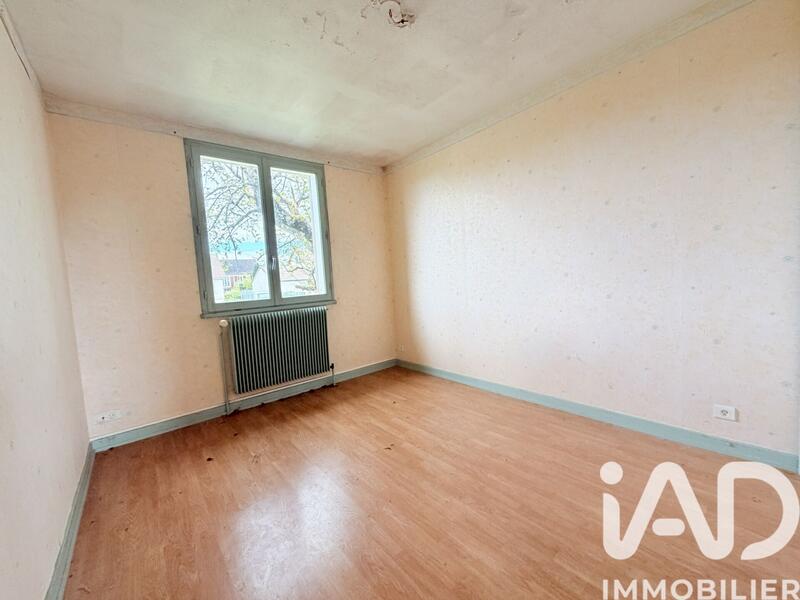 Maison - 90 m² - 5 pièces