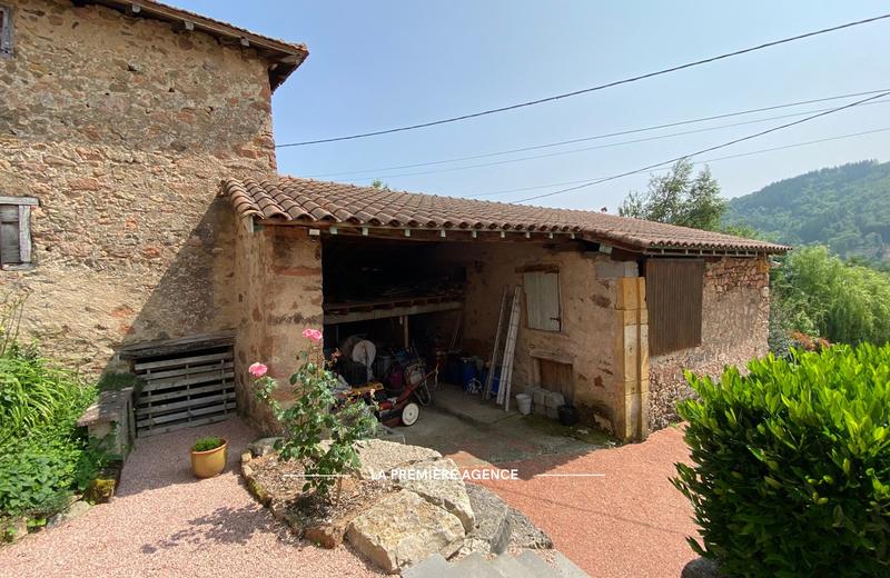 Maison traditionnelle - 271 m² - 10 pièces