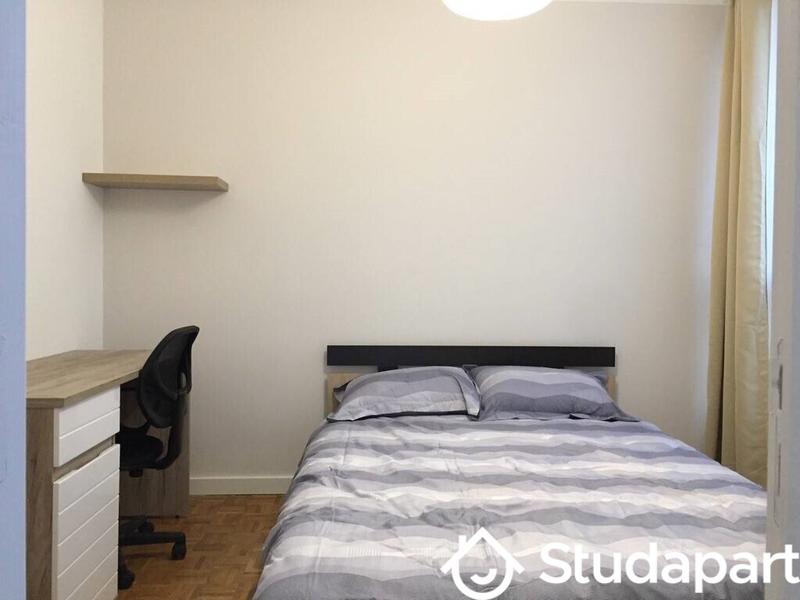 Chambre - 10 m² - 1 pièce