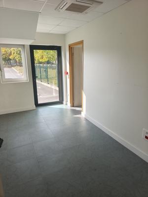 Bureau - 305 m²
