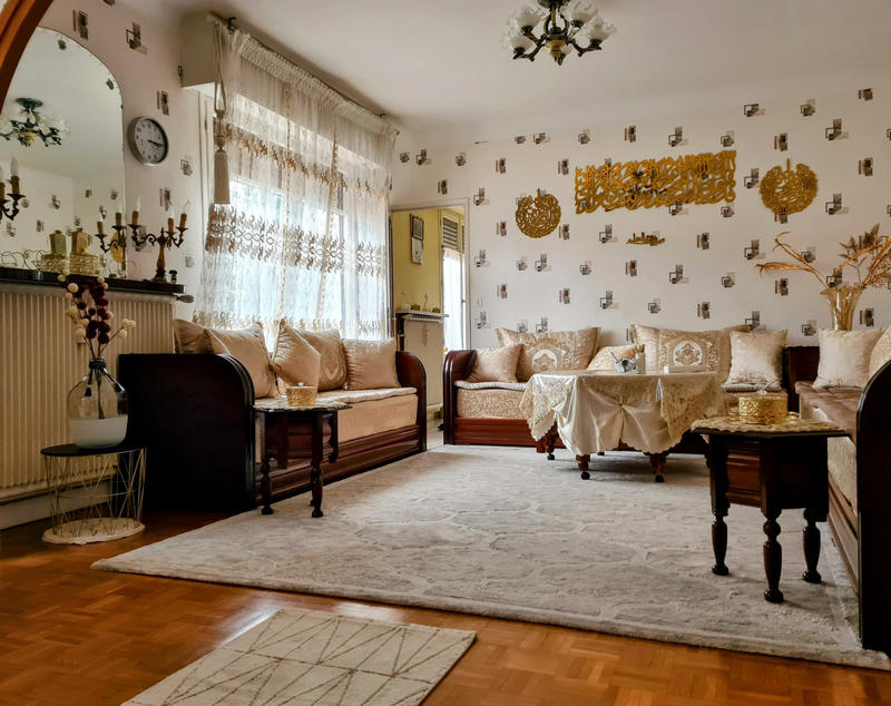 Maison - 187 m² - 9 pièces