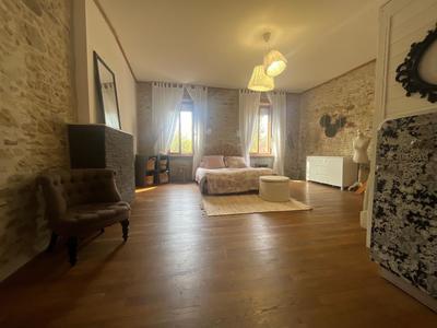 Maison - 178 m² - 5 pièces