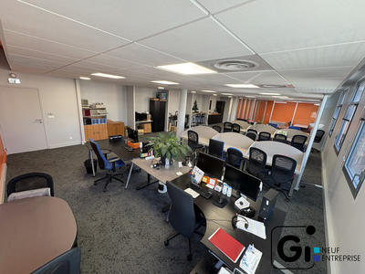 Bureau - 126 m² - 2 pièces