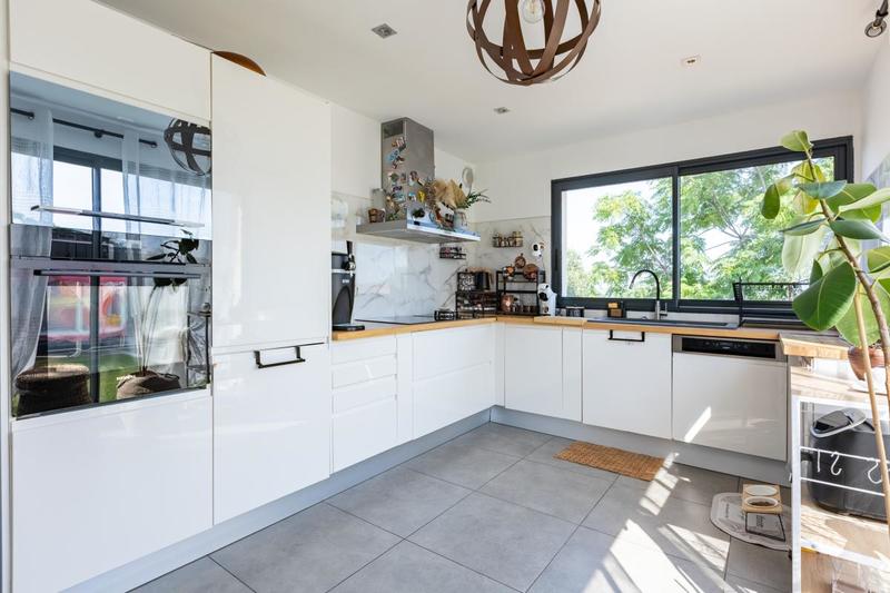 Maison - 125 m² - 5 pièces