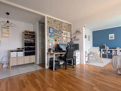 Appartement - 84 m² - 4 pièces