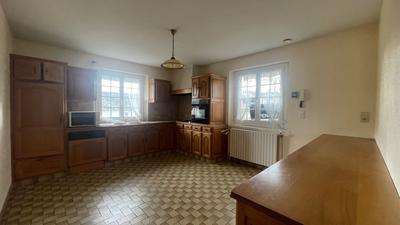 Maison - 142 m² - 7 pièces