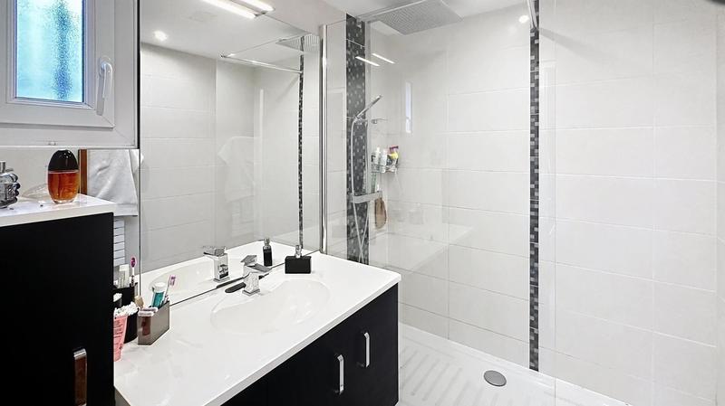 Maison - 109 m² - 6 pièces