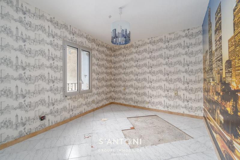 Appartement - 89 m² - 5 pièces