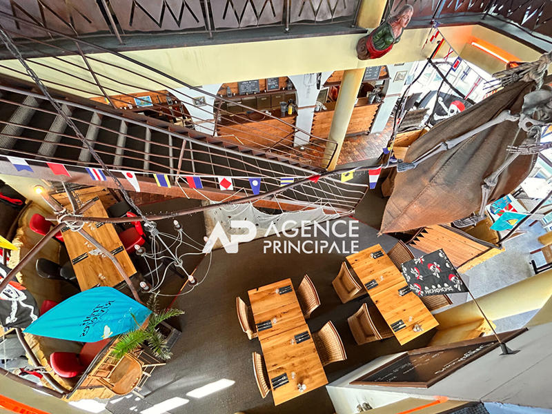 Fonds de commerce - 352 m²