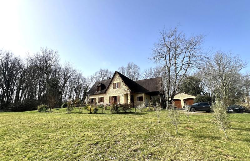 Maison - 112 m² - 7 pièces