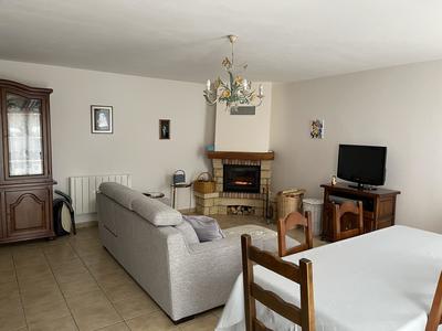 Maison - 90 m² - 4 pièces