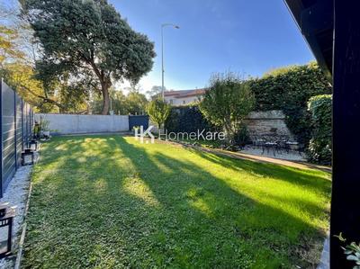 Maison - 165 m² - 5 pièces