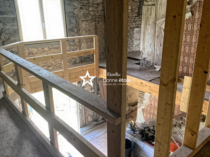 Maison - 230 m² - 8 pièces