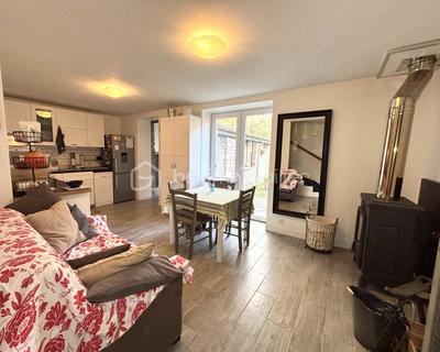 Maison - 70 m² - 4 pièces