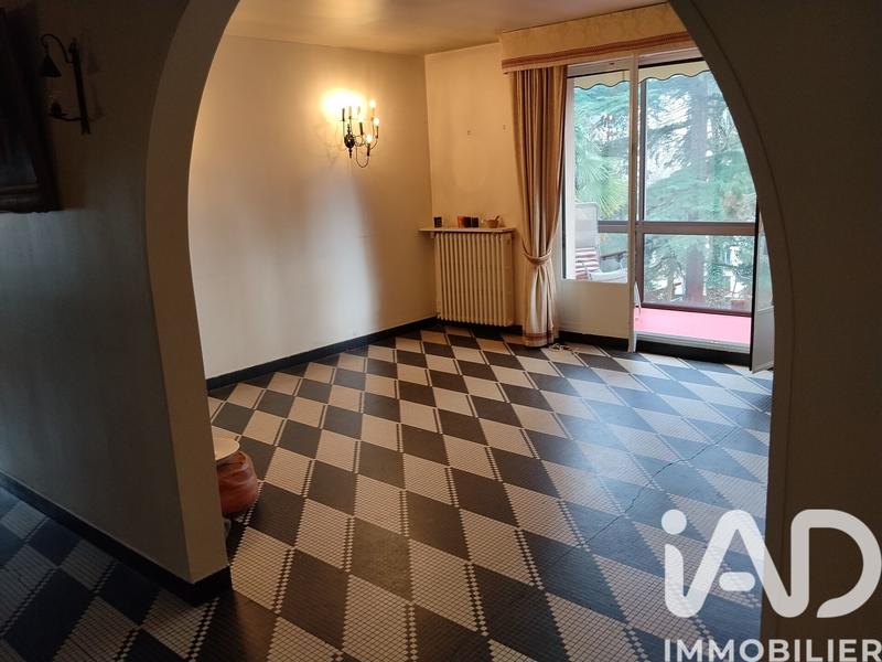 Maison - 122 m² - 5 pièces