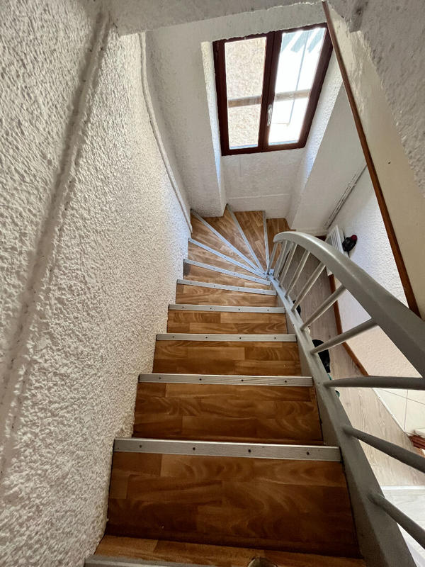 Immeuble - 2 pièces