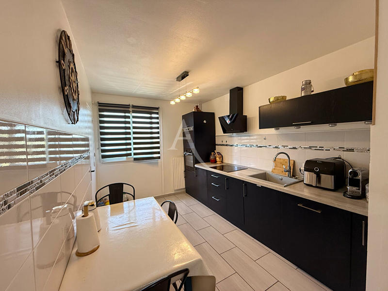 Appartement - 76 m² - 4 pièces