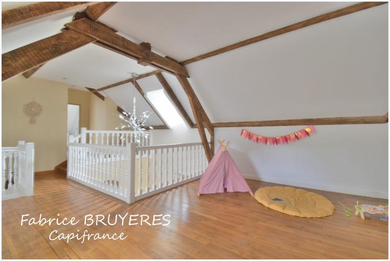 Maison - 230 m² - 5 pièces