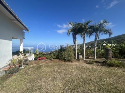 Maison - 163 m² - 6 pièces