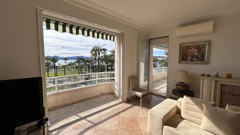 Appartement - 89 m² - 3 pièces