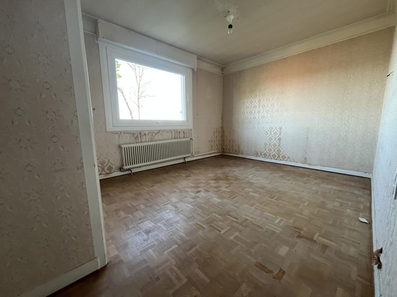 Maison - 181 m² - 7 pièces