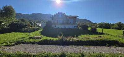 Maison - 167 m² - 5 pièces