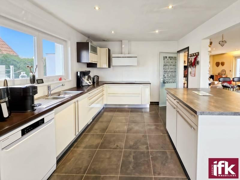 Maison - 156 m² - 5 pièces