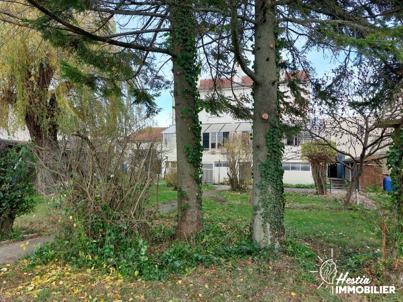 Maison - 149 m² - 16 pièces