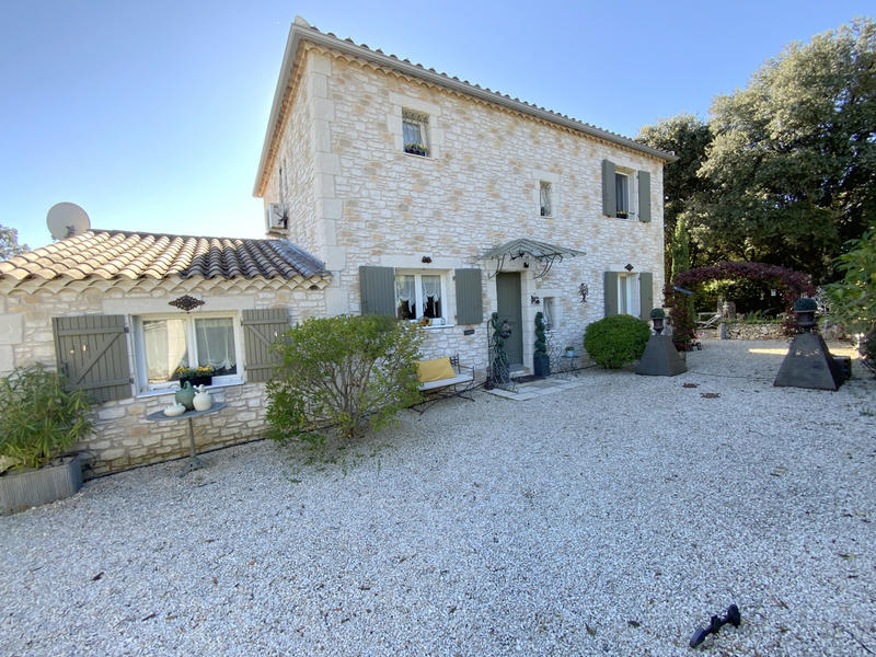 Maison - 190 m² - 7 pièces