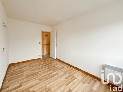 Maison - 94 m² - 6 pièces