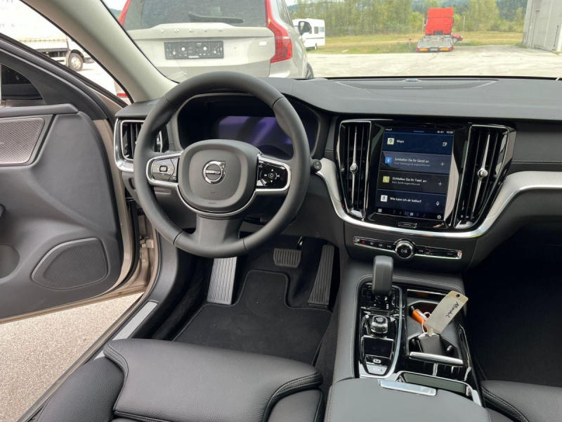 Volvo V60 Ultimate Dark T6 pHEV 350hp Awd Geartronic