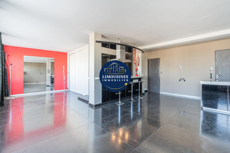 Appartement - 91 m² - 4 pièces