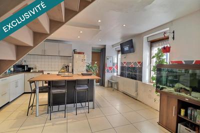 Maison - 140 m² - 8 pièces