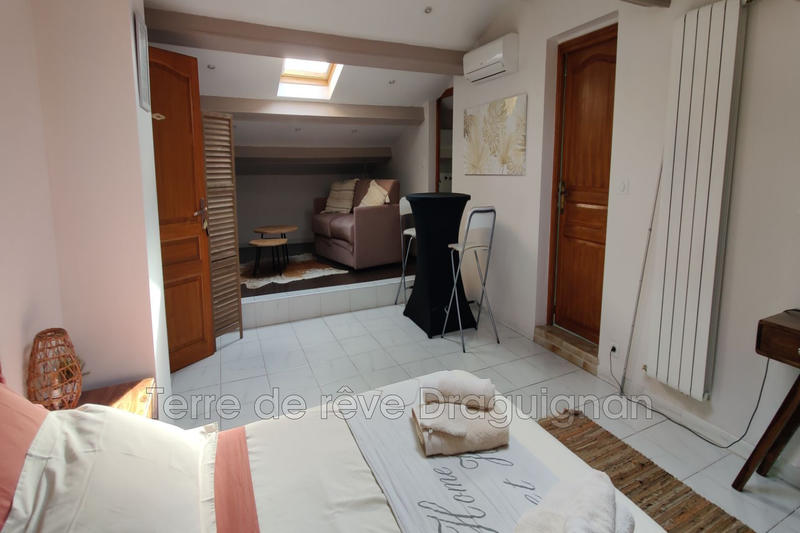 Maison chambre d'hôtes - 330 m² - 11 pièces